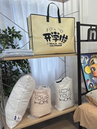 宿舍党福音!枕头-被子-床垫-床品三件套,一站式配齐,不用东奔西跑、大包小包!#宿舍 #床品 #学生大礼包