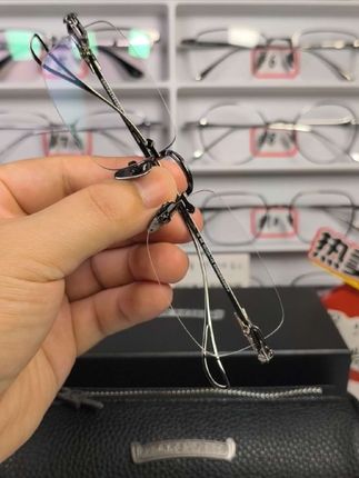 一博同款无框眼镜,细节满满,哎呀。#近视眼镜 #高颜值眼镜 #时尚眼镜 #眼镜框推荐 #验光配镜