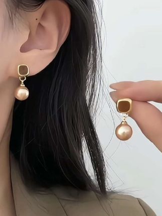 合金耳饰 ,美拉德耳环女,轻奢高级感耳钉,春夏女人味小众耳饰#时尚饰品 #精美耳饰 #时尚耳环 #优雅气质 #高档饰品耳环
