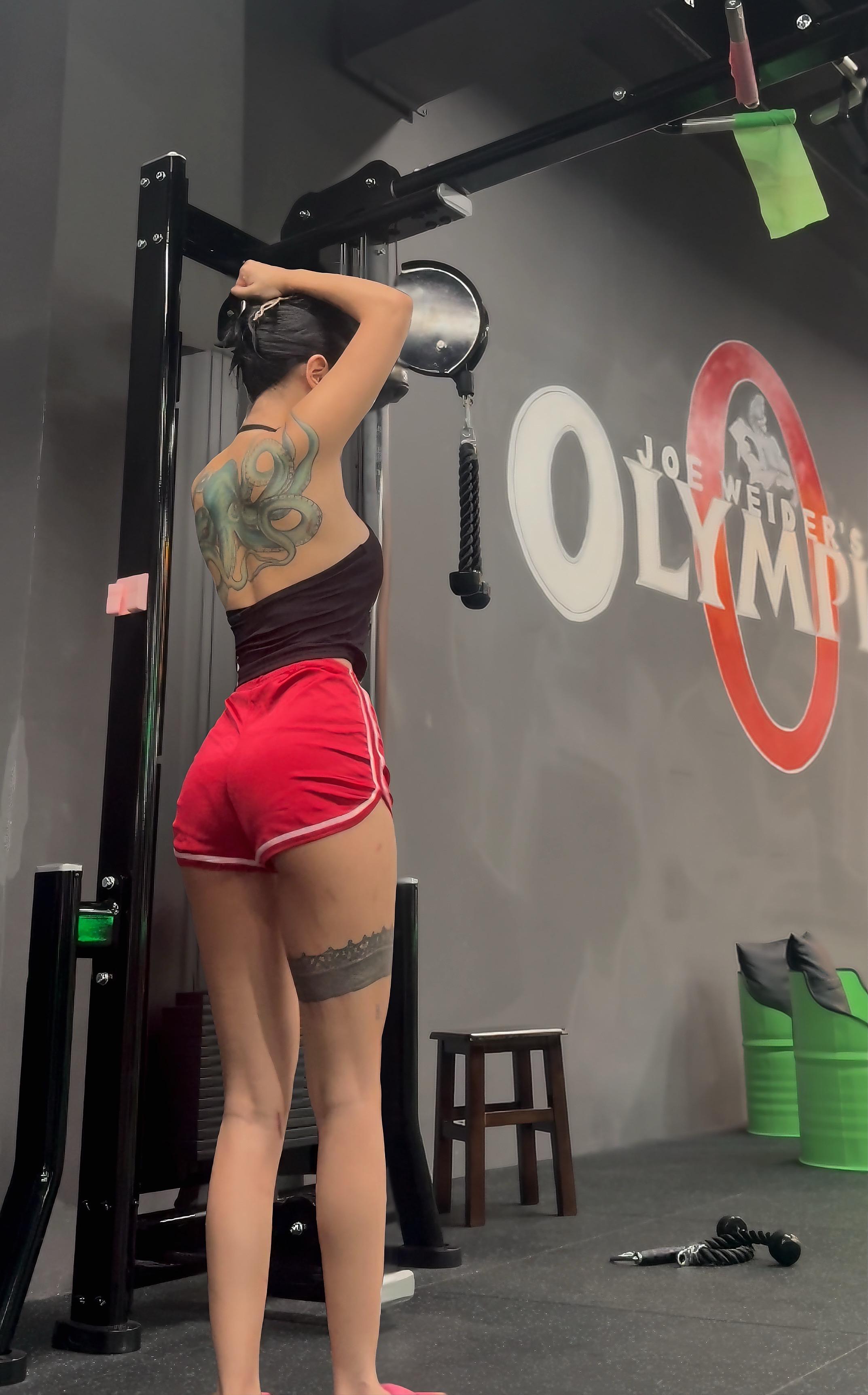 做自己 无需为了任何人解释。#狮子女