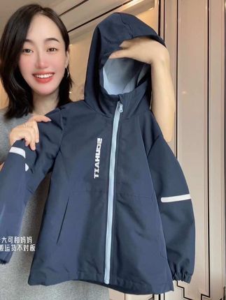 水孩儿反季两百单拼手速!!!! #户外穿搭 #外套 #儿童外套 #儿童三防冲锋衣 #冲锋衣