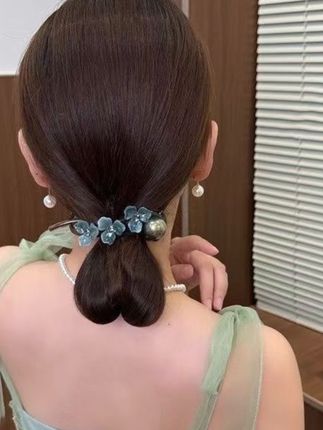 发夹多种盘发,你喜欢哪一款?#发夹#新款发夹#发夹盘发教程#好看的发夹教程