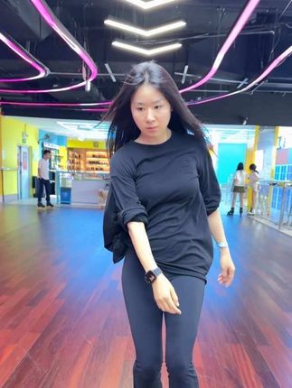 回忆的感觉既陌生又熟悉 #热门 #8090后 #全抖音最火的轮滑 #柒柒爱运动 #危险动作请勿模仿