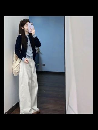 初秋高级感洋气减龄网红款两件套气质假两件针织衫白色裤子套装女#日常分享 #套装两件套