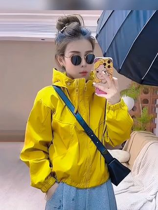 纯色双拉链冲锋衣外套女2025新款爆款春秋时尚减龄设计感夹克上衣#冲锋衣 #外套穿搭 #休闲风 #潮酷穿搭 #超好看