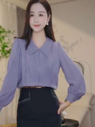 #衬衫穿搭 #穿出自己的风格 #穿出女人味 #穿出女人的气质 #洋气小衫 @巨量千川