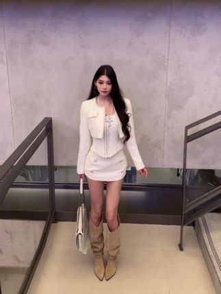 谁懂小香风套装➕尖头高跟堆堆靴的含金量… #这个秋天被琥珀系治愈了 #韩系穿搭 #小香风 #小香风套装 #秋季穿搭