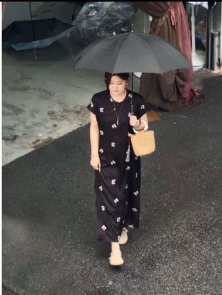 #爱了爱了 #气质范 #夏季穿搭 #遮肚子藏肉显瘦连衣裙 #微胖穿搭分享
