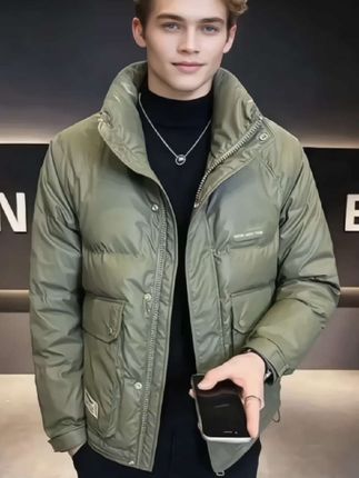 罗蒙羽绒服,让冬日不再寒冷,时尚又保暖!#品质男装 #男士穿搭 #羽绒服#商务休闲 #保暖又好看