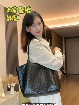 如果你还在为“今天背什么包”而烦恼,那这个包包就是为你准备的#包包推荐 #平价包包 #包包种草 #百搭包包