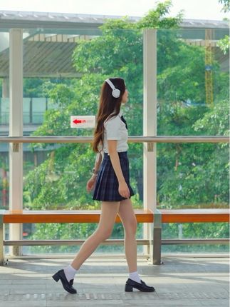 一句“吉隆坡的天气它是翻云又覆雨”带你感受当下的宁静 #JK #转场 #歌曲打火机 #打火机花式转场挑战 yc@风信子