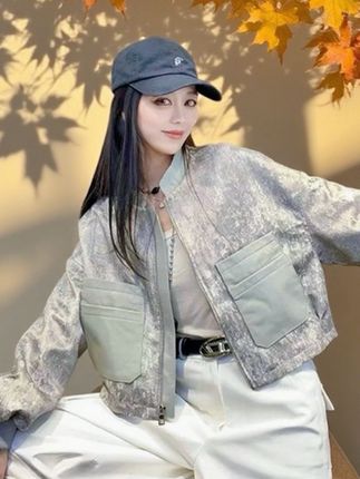 #上热门 #今日穿搭look #早秋新款女装 #春秋穿搭 #美式复古