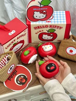 天冷了,快给好朋友送保暖好物暖手宝吧!#Pingu#hellokitty#暖手宝#保暖好物
