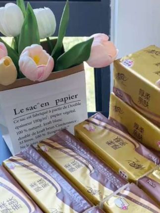 #母婴用品 #纸巾 #母婴好物  囤纸了,钝纸了,这么便宜又厚实的抽纸真的太划算了吧