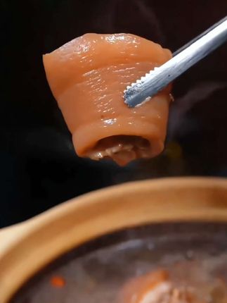#三藤汤 家有一老,如有一宝,不用像鸡爪,关爱父母从一碗暖心汤开始吧。今天给大家分享这款爸妈三藤汤料,精选海风藤、鸡血藤、桂枝,伸筋草,为中老年人量身搭配,简单几步轻松煮出美味,让父母喝出好心情。快来点!真的非常不错的!#每日分享 #为你煲汤 #煲汤 #好喝不贵 @DOU+上热门 @DOU+小助手