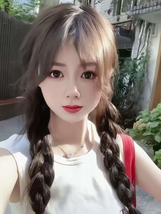 总有一些人和事,遗落在时光里,那些听故事的人”如今成了故事里的人,感恩遇见!#爱你十分泪七分 #热门音乐🔥