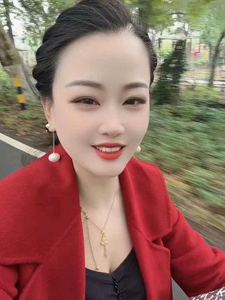 微风伴着细雨,就像我伴着亲爱的你……#我的农村生活 #正能量 #户外拍摄 #爱笑的人运气不会差 #纪录美好生活
