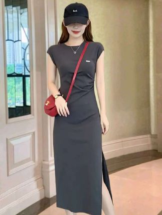 时尚洋气连衣裙#美美女装 #穿出女人的时尚魅力 #后妈裙 #优雅气质 #简单穿搭穿出自信穿出美丽