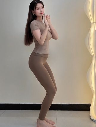 #舞蹈 摇摇摇起来。