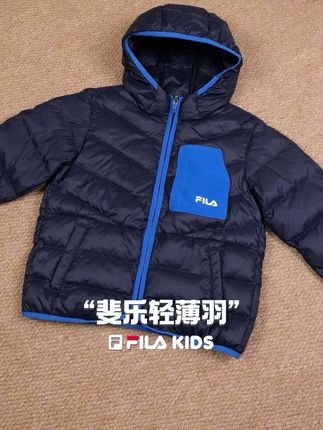 #斐乐儿童 轻薄款羽绒服,孩子的校服搭子,降温在学校运动穿也无束缚感#高品质童装 #童装推荐 #双十一抢先购
