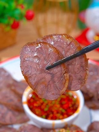 把牛肉上锅蒸一蒸,出锅就是好吃的卤牛肉,你也试试吧#卤牛肉#牛肉 #无肉不欢