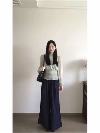 清冷贵气感女早秋新款法式气质温柔喇叭袖长袖衬衫宽松休闲阔腿裤#高级感穿搭 #今日穿搭 #显高显瘦 #我的ootd穿搭 #简约休闲风