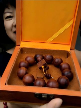 回复 @杨萍的评论 黄花梨手串#手串搭配 #盘玩 #好货推荐