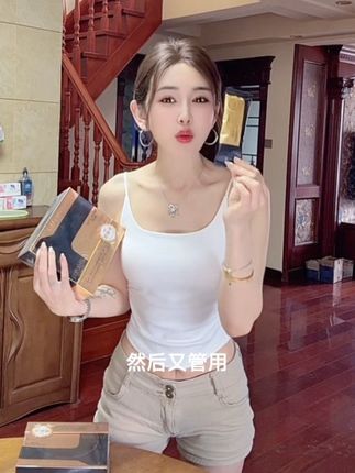 女人一定要好好保养自己,保养自己的皮,保养自己的身材,当你又瘦又漂亮的时候,口袋里又是自己挣的钱,脑袋里又有东西,别说你的男人了,全世界的男人都想对你好。#保养秘诀