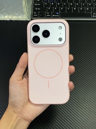 #iPhone17pro 新款极简风肤感磁磁#手机壳 镜头大孔加高保护 防滑边框设计 #3c好物推荐