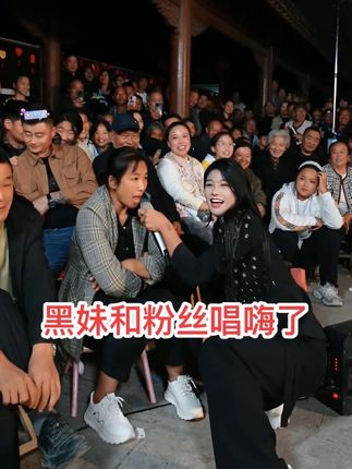 大家帮忙点个赞赞呗 上个热门 留下你一个小爱心 和一个评论可以吗?