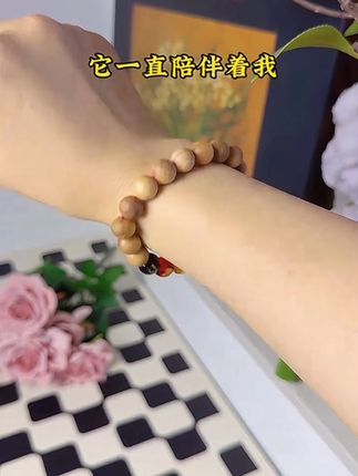 五路桃木手串,走到哪里都带着#桃木手串 #手串 #饰品首饰