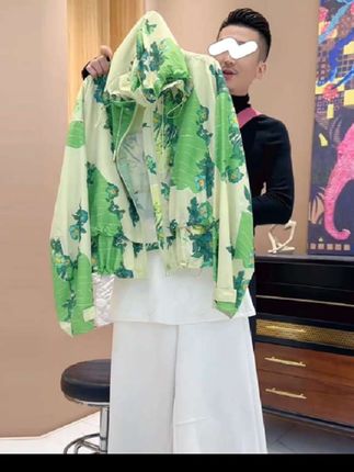 #减龄时尚休闲百搭印花防晒衣女2025春季新款宽松潮流气质简约上衣#防晒衣外套推荐 #谁穿谁好看系列