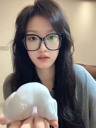 卷发不知道如何打理,一分钟教会你,自然护卷,不僵硬,不发白#卷发打理 #泡沫发蜡 #羊毛卷打理