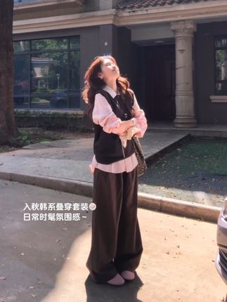 自带叠穿层次感!韩系又吸睛 慵懒松弛感满满~#简约穿搭 #慵懒风穿搭 #韩系穿搭 #ootd穿搭 #通勤搭配