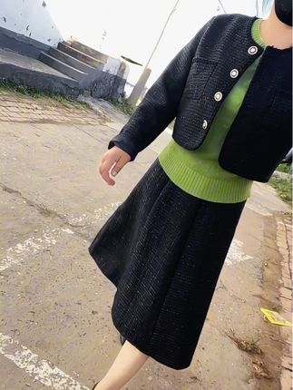 #早秋冷冽又随性的气质穿搭 #穿搭分享 #显瘦搭配 #时尚搭配 #穿搭
