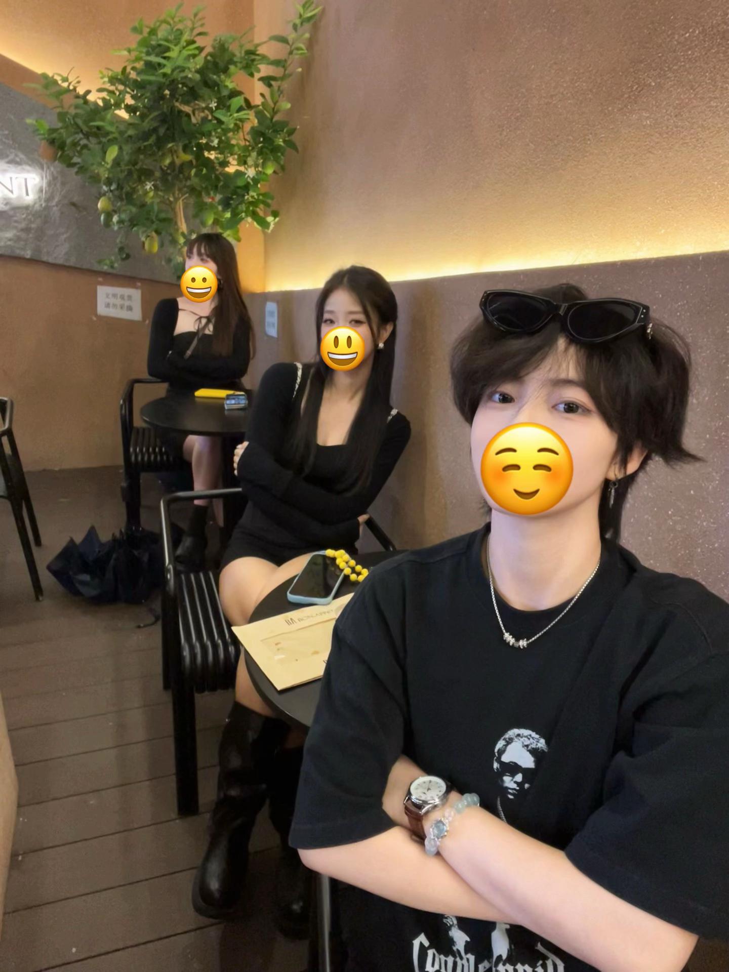 回忆成了大问题。#日常分享 #自律传媒 #日常 #三个人的友谊#珑啵妮儿