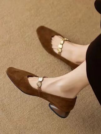 小方头金币链条玛丽珍鞋女2025新款舒适百搭复古法式粗跟低跟单鞋#穿出高级感 #百搭女鞋 #时尚高跟鞋 #女鞋推荐 #好物分享