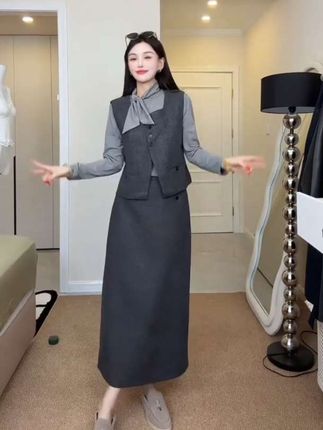 韩里韩气马甲半身裙打底衫套装两件 套女秋季韩系穿搭一整体