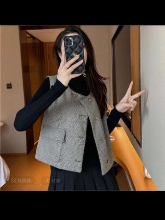 小香风西装马甲外套女春秋外穿短款法式名媛高级无袖马夹坎肩背心#小香风西装马甲外套#春秋短款马甲#无袖马甲坎肩#名媛穿搭#秋日户外就穿琥珀系