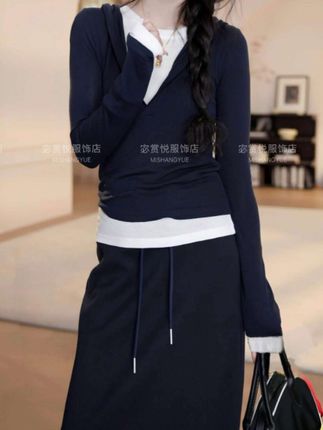 网红洋气女装春夏气质假两件连帽长袖T恤上衣女百搭显瘦卫裙套装#假两件长袖 #连帽长袖t恤 #显瘦卫裙