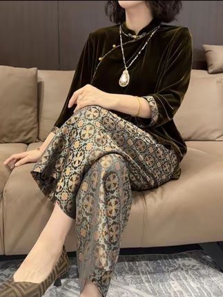 2025年春秋复古名媛风阔太太设计感盘扣上衣垂感阔腿裤两件套潮#显瘦穿搭 #面料柔软透气 #美出高级感