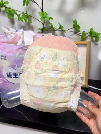 #苏珊妈咪 秋季活动来啦,他家新款益生菌纸尿裤,现在这个价到手一大包,还是一夜一片大吸量款#好穿不贵 #萌娃必备屁粮 #纸尿裤推荐 #苏珊妈咪纸尿裤