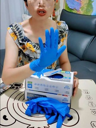 #手套 #家务手套 #一次性手套 #食品级手套推荐 #无限回购的宝藏单品 @DOU+上热门 @抖音创作小助手 @抖音小助手 @DOU+小助手 @巨量千川