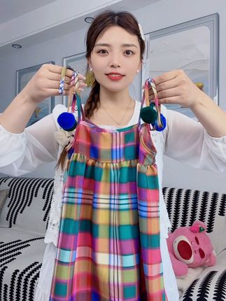 小女孩穿这种超洋气的吊带小裙子又凉快又好看,多巴胺的小配色上身超显气质超显白#女童连衣裙 #女童穿搭 #生女儿就是用来打扮的 #夏季穿搭 #吊带裙