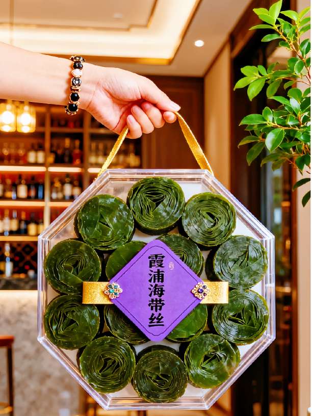 霞浦海带丝来了~~霞浦海带丝福利上线!一大盒分量超足,翠绿鲜嫩的海带饼泡开后根根脆爽,凉拌酸辣开胃,煲汤鲜到跺脚,配饭能多吃一碗,爱吃别错过!#凉菜#海带丝#下饭菜 #家常菜#每日分享
