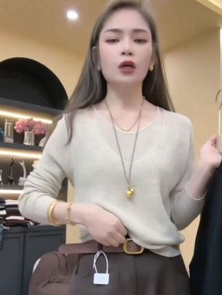 假两件设计针织衫穿出层次感 #时尚针织衫 #洋气减龄