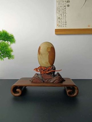 如果不能改变环境的话,那就努努力改变自己 #赏石艺术 #奇石配座 #奇石 #收藏