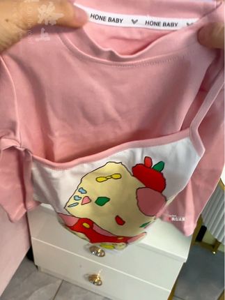 女儿穿上甜酷甜酷的,根本舍不得脱下来!#儿童套装 #高品质童装 #萌娃穿搭#谁穿谁好看#女童穿搭