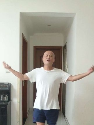搞得好像谁不会的一样!#没事给生活找点乐子 #搞笑舞蹈😅😅😅