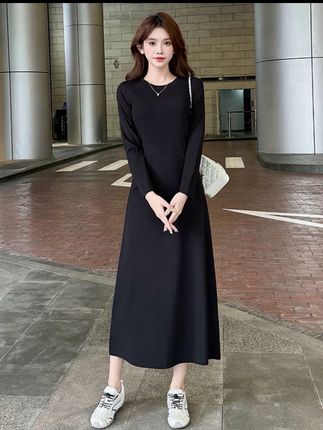 老钱风女装2025年新款韩版时尚休闲显瘦长款打底裙短袖黑色连衣裙#爆款热卖中 #好剧推荐 #显瘦穿搭 #秋冬新款 #连衣裙 @DOU+上热门 @DOU+好生意 @DOU+小助手